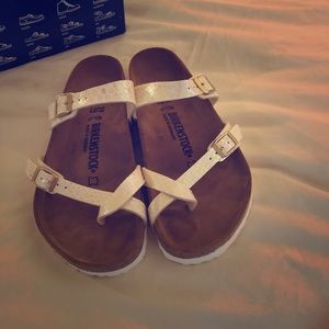 Birkenstock Mayari Sandals Brand New Never Worn